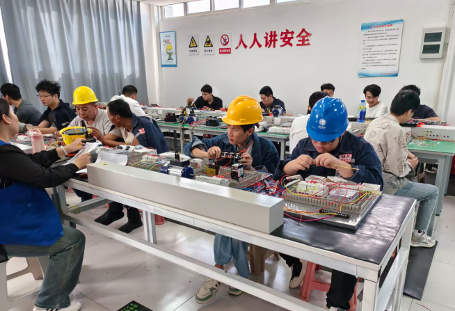 電工證好考嗎 考一個電工證多少錢