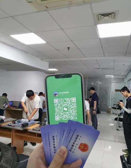 高空證復(fù)審需要什么資料，提前多久能審